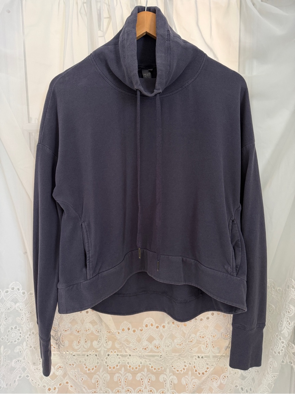 Sweaty Betty medium navy blue hi lo crop cowl butter soft pull over sweatshirt
